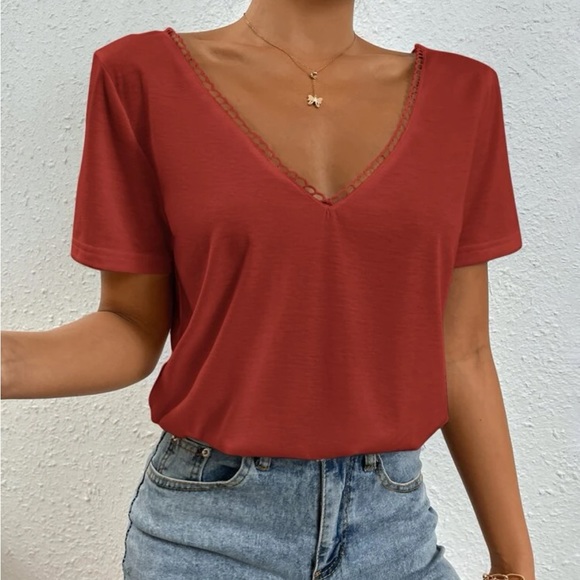 Double v neck tee - Picture 6 of 6